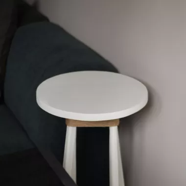 Guéridon en bois relooké